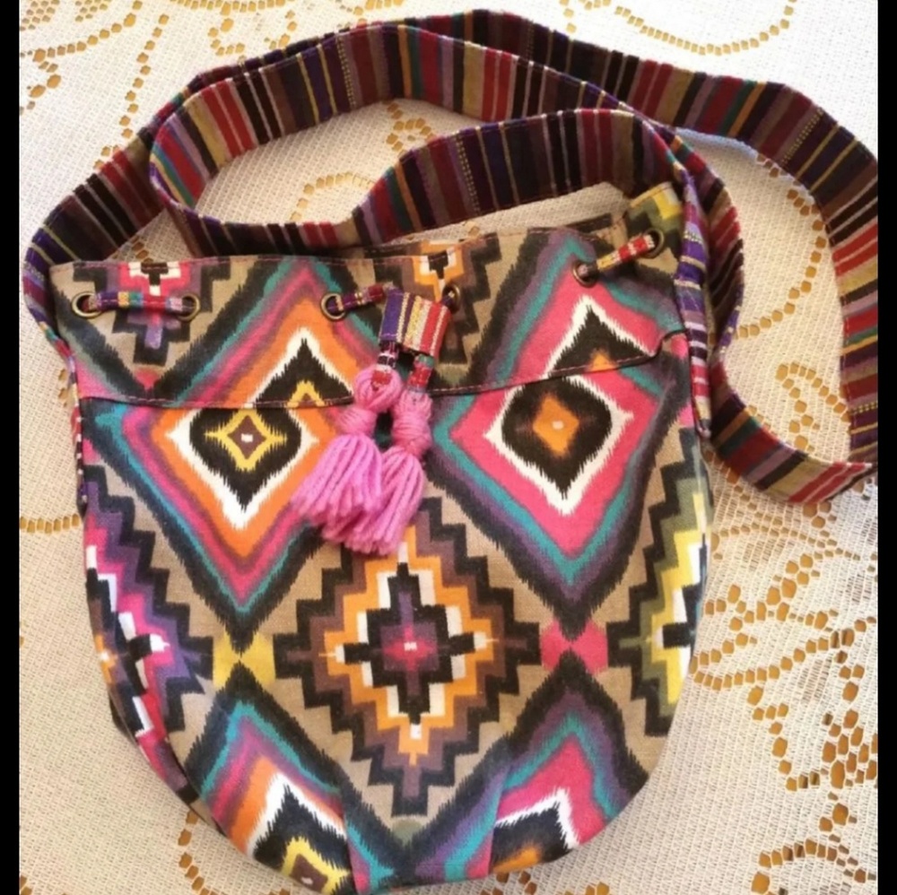 Boho ✌ Drawstring Crossby EUC - Picture 6 of 9